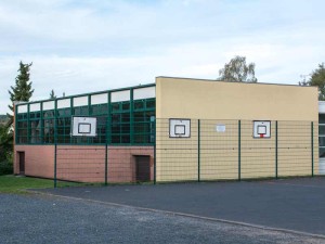 HuenfelderSV-Standort-Johann-Adam-Foerster-Schule-Parkplatz