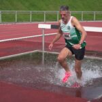 Der für den Hünfelder SV startende Petersberger Nils Milde knackt 31 Jahre alte hessische Bestmarke über 3.000 Meter Hindernis