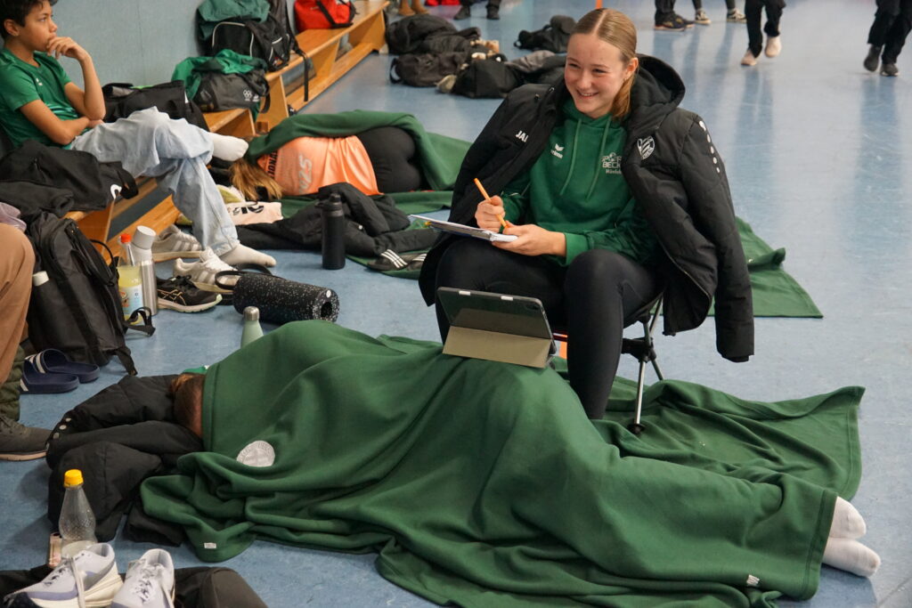 Baunatal – Sprint + Hürdensprint + Kugelstoßen in der Halle – Wettkampferfahrung gesammelt und TOP-Leistungen erzielt!