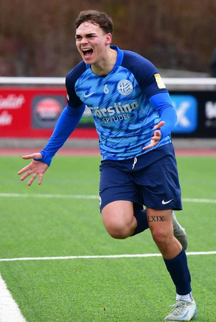 HSV – Hanau 93   2:1  Berichte Bilder Video